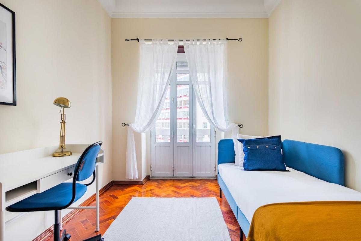 Marques De Pombal Classical Living